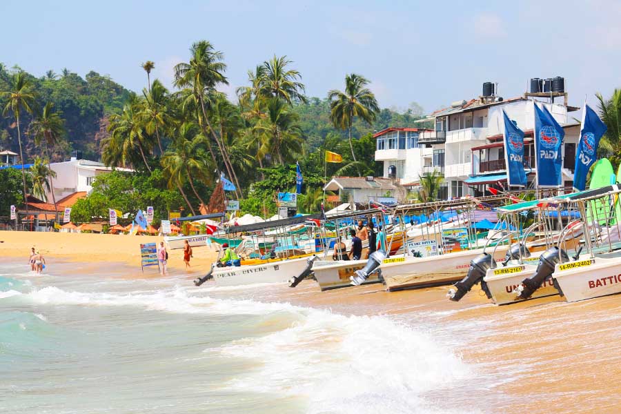 Unawatuna beach